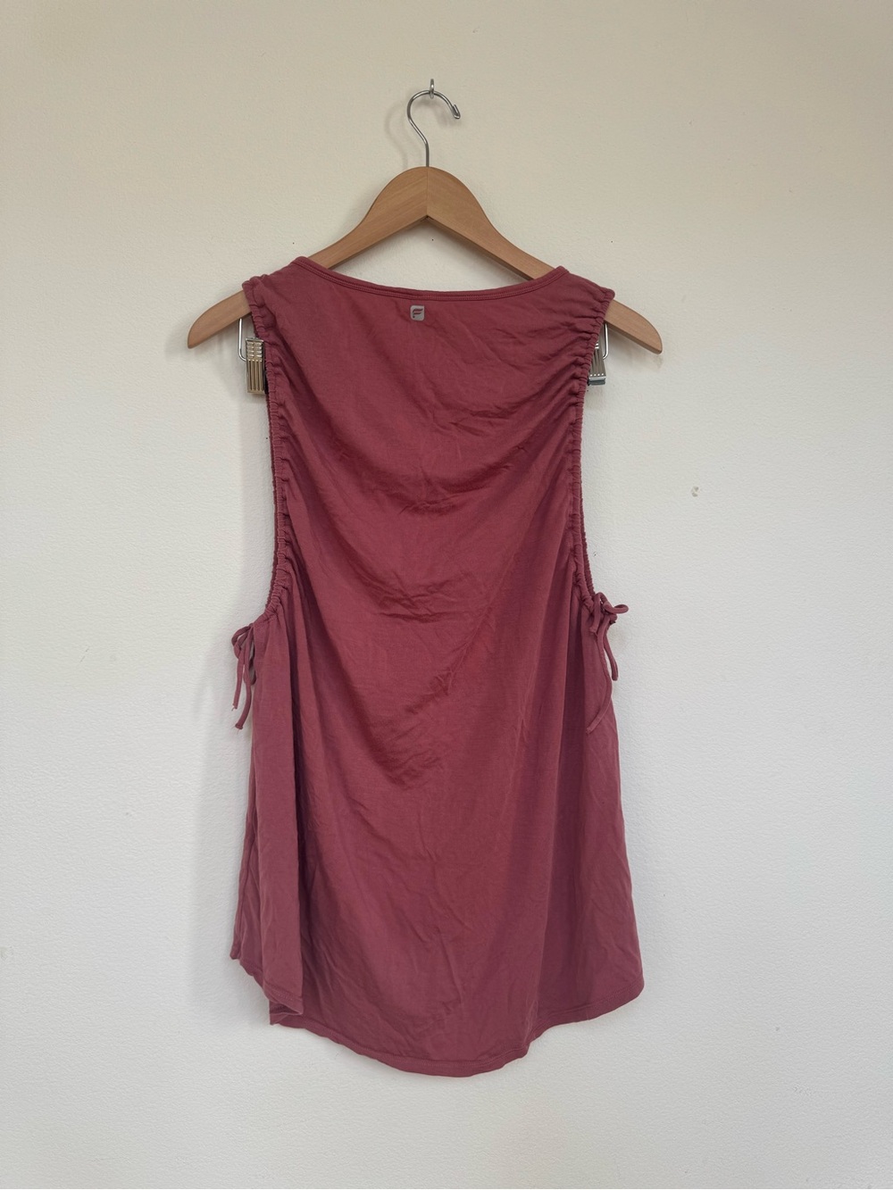 Fabletics Mauve Rose Ruched-Side Tank - Picture 5 of 6